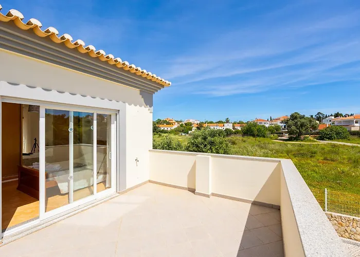 Tavagueira Villa Guia (Faro)